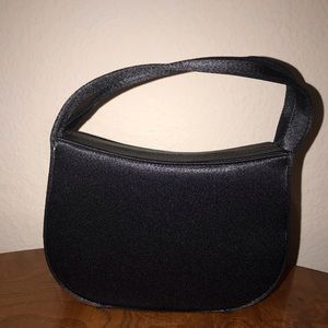 Caché small purse